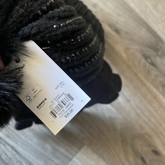 Girls SO® Rhinestone Accent Pompom Beanie & Gloves Set - Picture 4 of 4